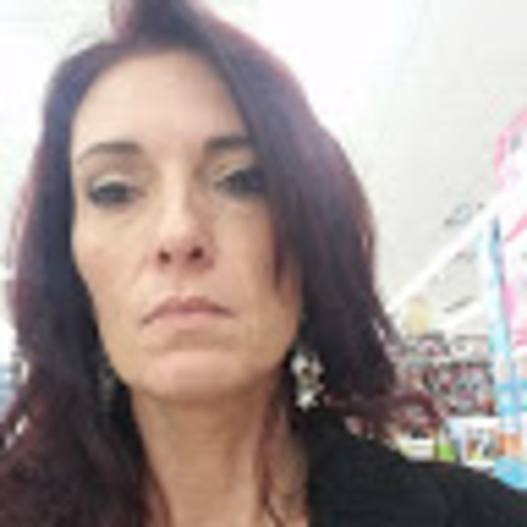 Meet your Posher, Tina - Picture 1 of 1